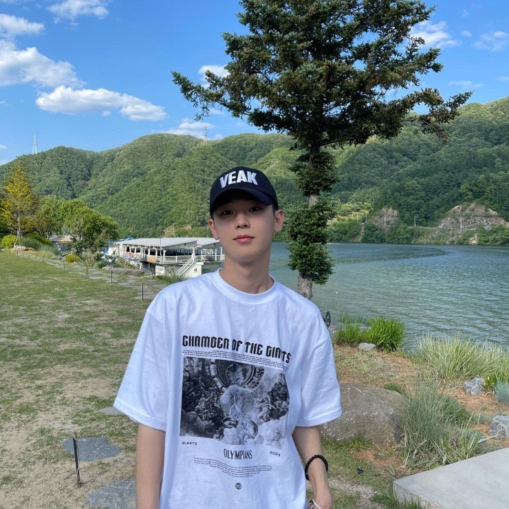 syuutiipie's tweet photo. domin in cap and beanie 🥹 https://t.co/rWYpjYR5rx