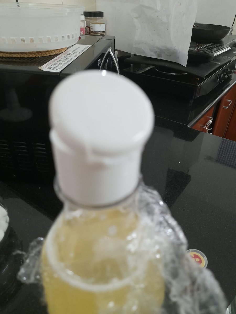 ansbertds1's tweet photo. I have been delivered a product
Delivery by Amazon
Tracking ID: 372977989474
This product is non returnable
But the bottle is damaged https://t.co/7I61ZwFq6P