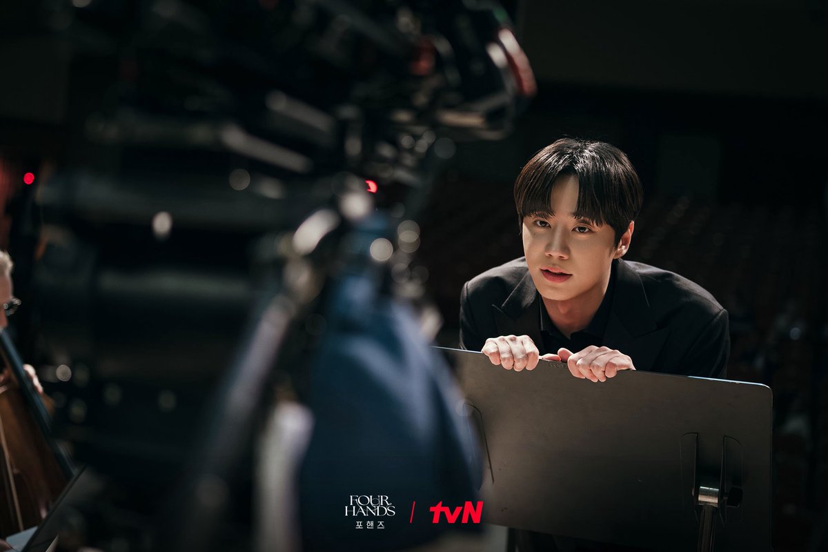 2eejy's tweet photo. 하하하하하하하하하하하하 이 존귀 강아디 누구야 https://t.co/WiBWqN4OW0