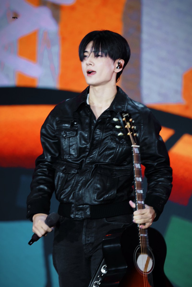 borntobejjong_'s tweet photo. 내일 드디어 베스퍼랑 종성이 첫무대 볼수잇겟군 https://t.co/dI2ifRGexI