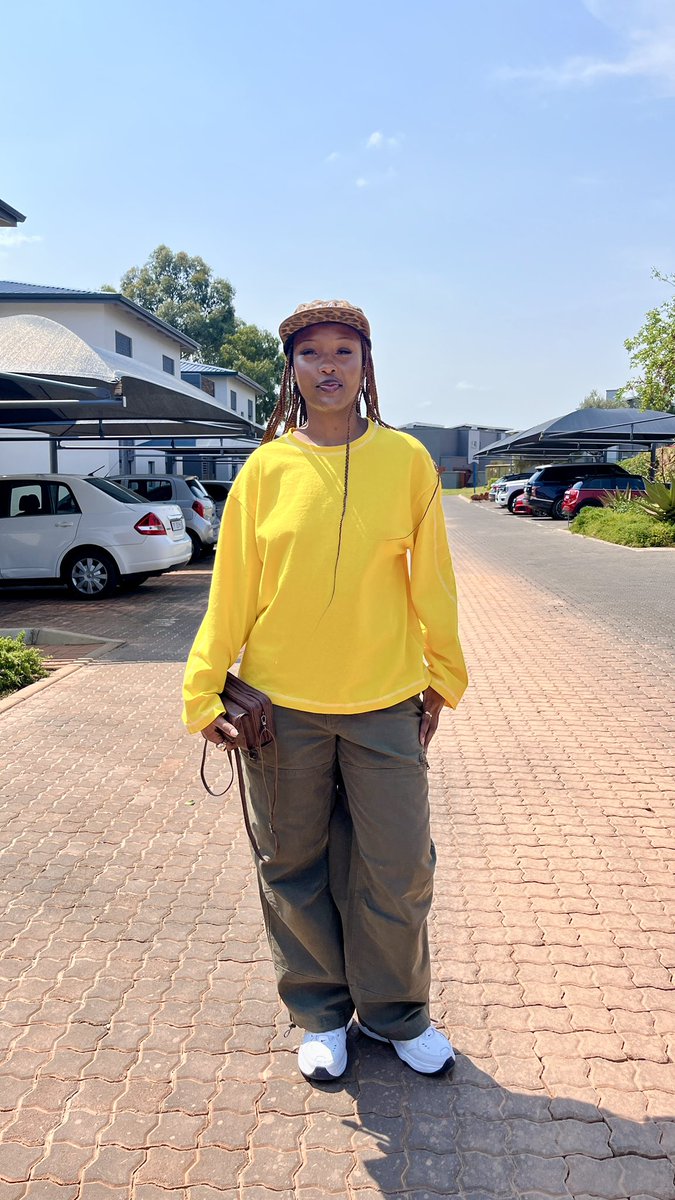 hlonitheelixir's tweet photo. Eish https://t.co/jM1zY8fwsM