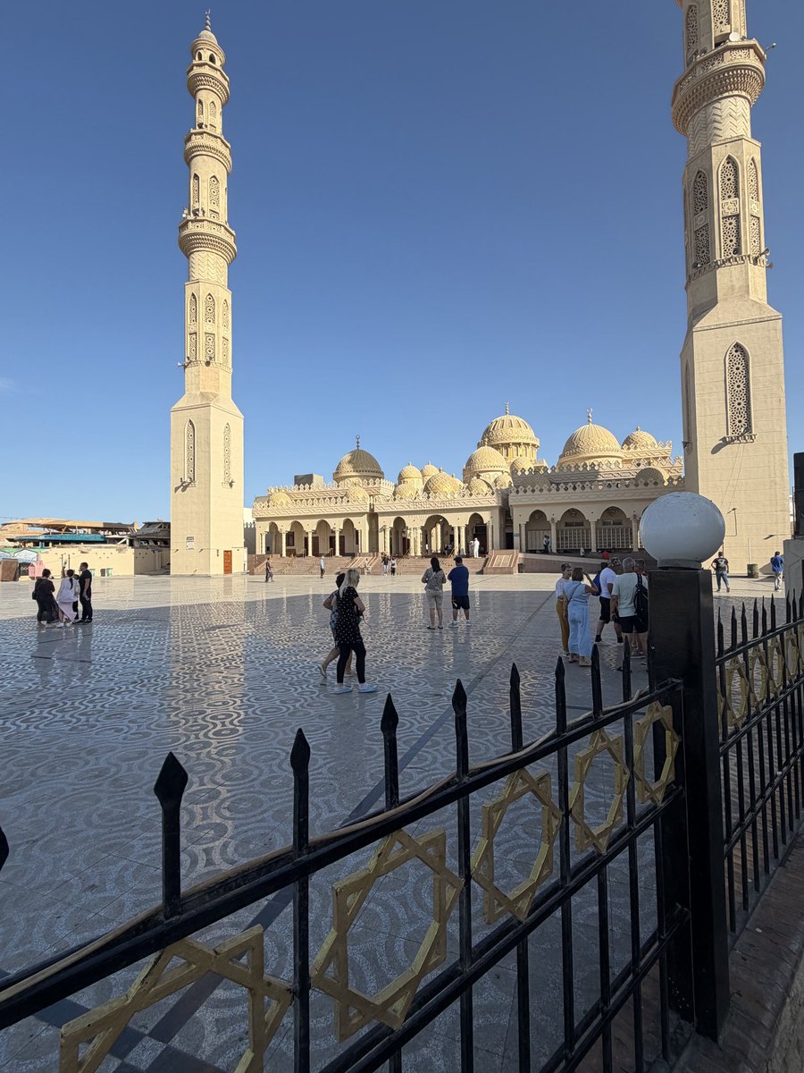 ELFO2SH077's tweet photo. مسجد المينا 🤍 https://t.co/7WSVtwWwEy