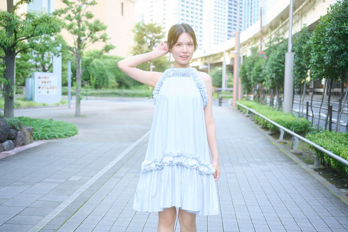 glassgirl_info's tweet photo. 【#ガラスガール 新着】
初めて訪れた沖縄で撮影された1st写真集『すきだらけ』の裏話を聞くとともに、卒業後の現在の心境についても語ってくれた。

元SKE48の岡本彩夏が語る、卒業してからの現在地。「自分が目指している女優は、自分を使って何かを届けるお仕事だと思っています」
https://t.co/eNMsDZfvEL

@ayaka812_O