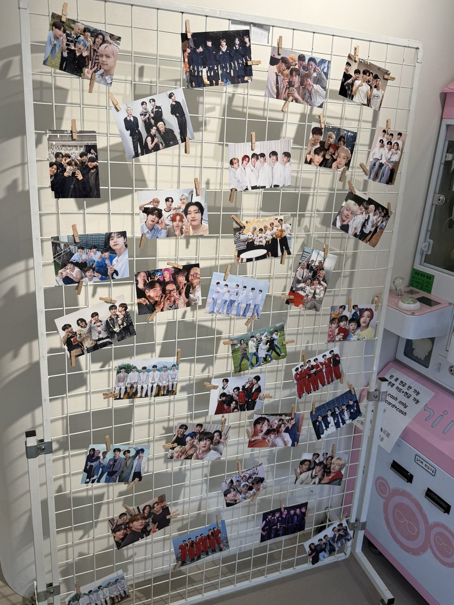 one_day1120's tweet photo. ⊹˚.⋆ WEi's 타임캡슐 ⋆.˚⊹

위아이와 예쁜 포토존으로 가득했던 포토트리🩵💙 이렇게 예쁜 프레임 이벤트 열어주셔서 정말 감사합니다☀️💛

#우리_늘_행복하자 #위아이 #WEi https://t.co/3fTjQ9E49t