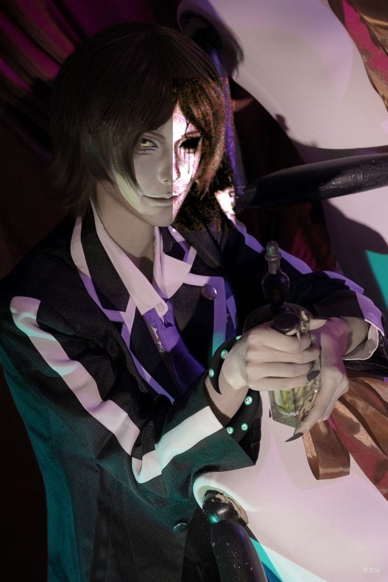 Tedebdq's tweet photo. Persona2
Nyarlathotep cosplay
This is already a piece I shot back in November last year! But no matter what, I still really like this one. Similarly, I will be posting Philemon  cosplay ！
#Persona2 https://t.co/iq2zNJ9Ssi