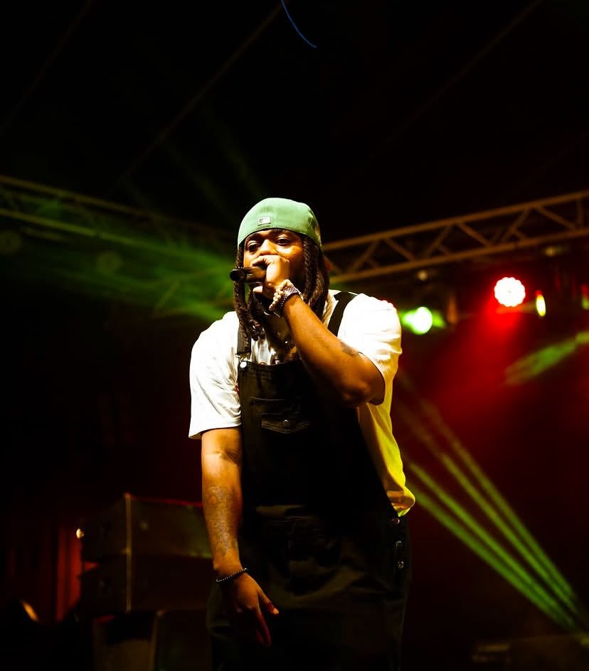 MasterOgidi's tweet photo. Happy birthday celebrations King Dizzy 

I pray you become much more bigger because you deserve everything good https://t.co/9DLvaOAxOQ