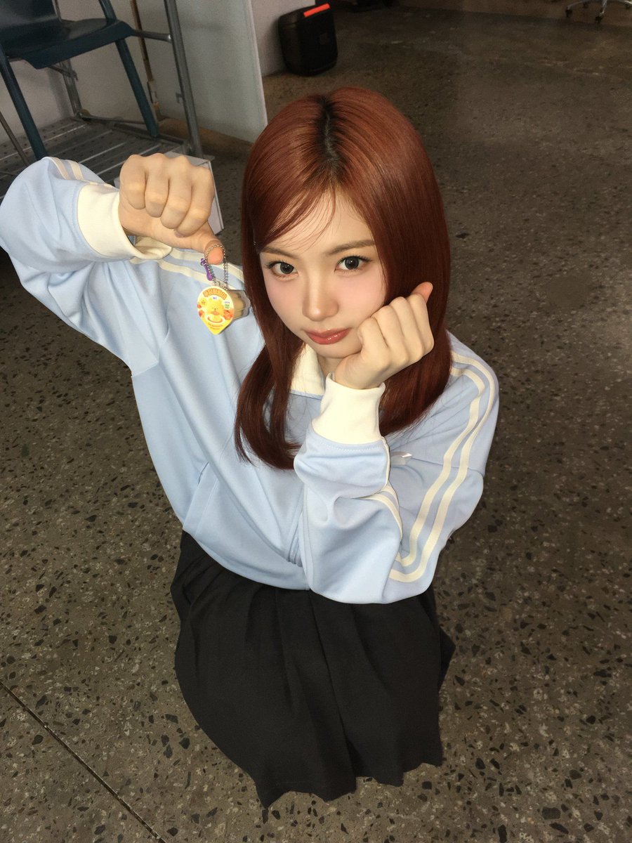 selfolssi's tweet photo. Hello ò___ó peeps! ★ this’s kiiikiii monsta-babie, Kya! i have zero friends here, and now i want to broaden my social circle: my onnie-deul, linemates: 10’ kiddoz, and label-mates! [anyone are welcomed] who’s up? 🙋🏻‍♀️ i promise to be a good friend {pinky_promise!} https://t.co/EDsmq1SwCi