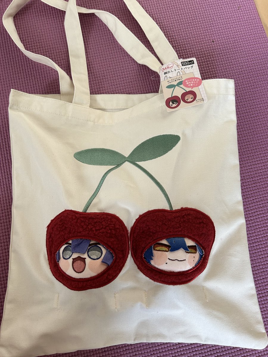tokichi203's tweet photo. キャンドゥの顔出しトートバッグままるぬさんたちだとだいぶお顔パツパツ https://t.co/4me75JFVI7