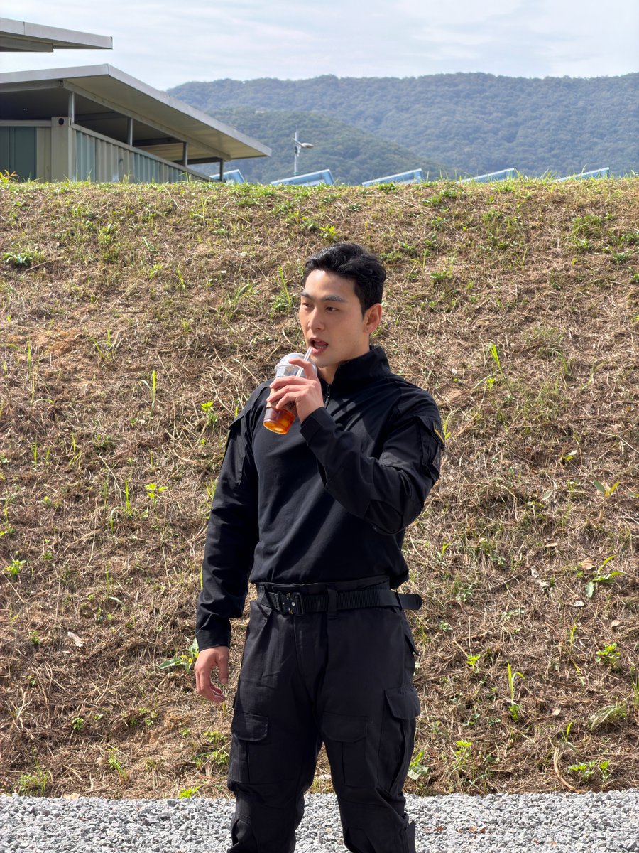 this_is_baekho_'s tweet photo. [#B_hind]

#백호 #강동호 #BAEKHO #KANGDONGHO https://t.co/Nkjstjs5HA