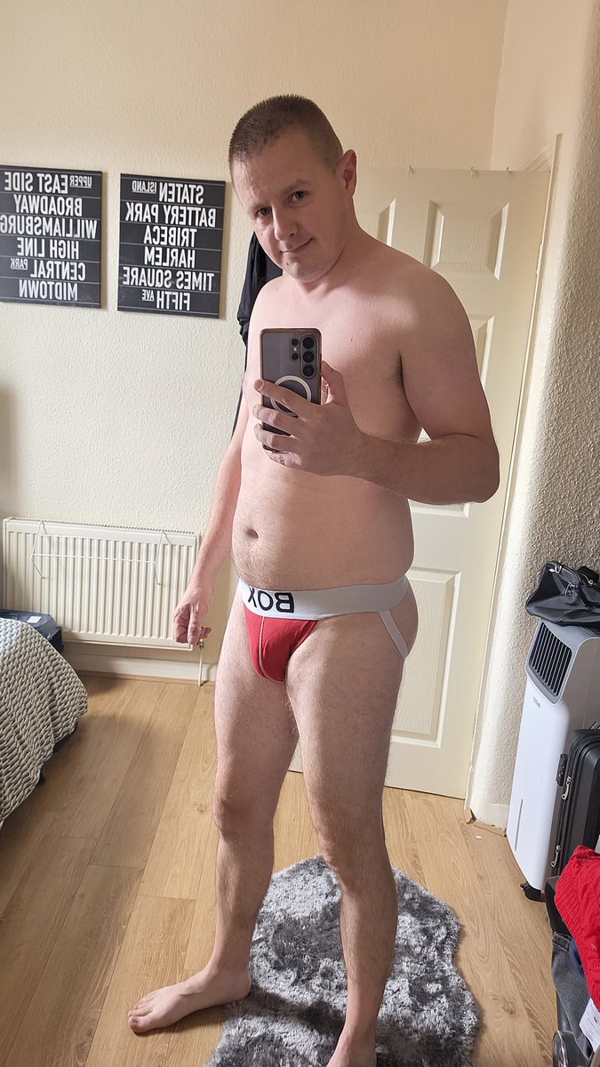ANaughtyOne tweet picture