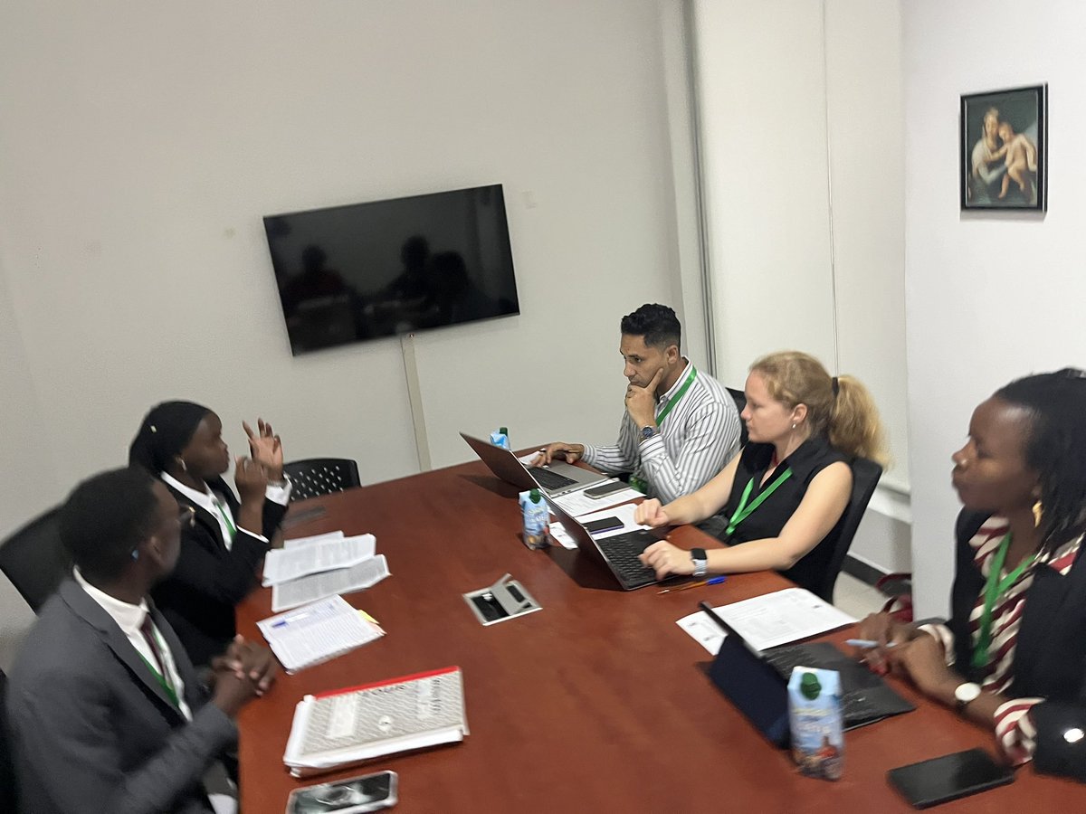 iPeace_GL's tweet photo. #HappeningNow 

The Advisory Panel is underway, with students facing panels of international law experts in parallel anglophone and francophone tracks. They are tested on their ability to analyse legal issues and structure clear, well-grounded arguments from practical cases.
#GLRTP2026 #PRFGL2026 #IHL #HumanRights