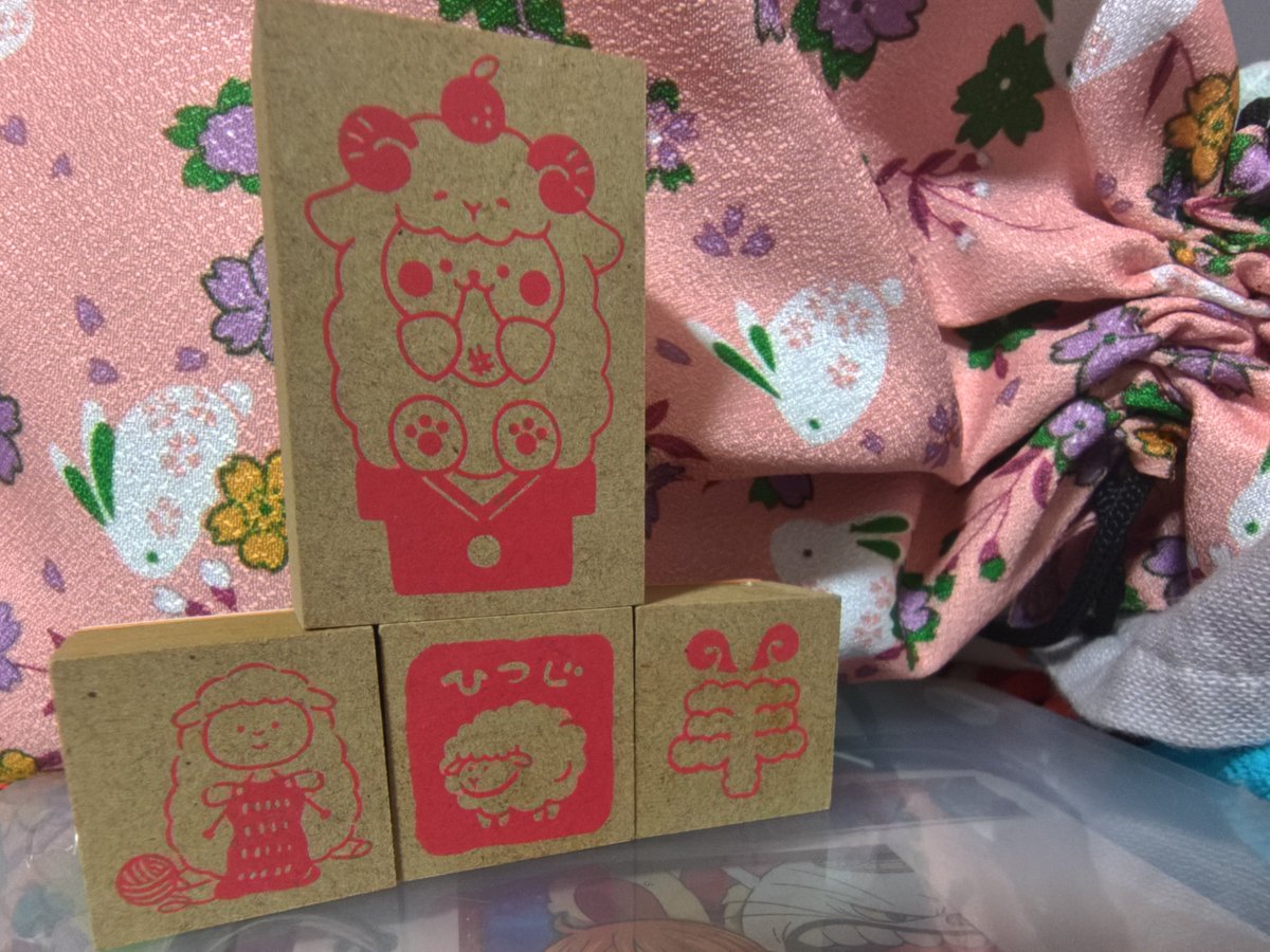 kokoni19no's tweet photo. もう来年のハンコが出て
いました。早いです。
私はひつじ🐑
年なので買いました！
DAISOさんだったかな！
ハンコって、作家さんのは
高いけど100均なら手をだして
しまいます💦でも押すのは
不器用なので下手くそ🤭 https://t.co/NEh49r3szh