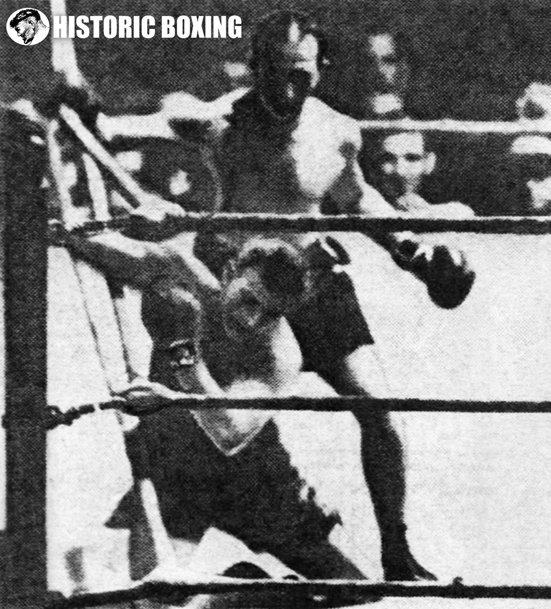 BoxerJoeGrim's tweet photo. A legend returns...

Former World Lightweight Champion Benny Leonard left retirement and stepped into the ring for the first time in seven years #OnThisDay in 1931. "The Ghetto Wizard" made short work of Pal Silvers, flattening his opponent in Round 2 of a scheduled 10 and securing a TKO win in front of around 16,000 fans at Queensboro Stadium in Long Island City, New York. The crowd were unimpressed - the victory was greeted by booing amid suspicions Silvers may have taken a dive.