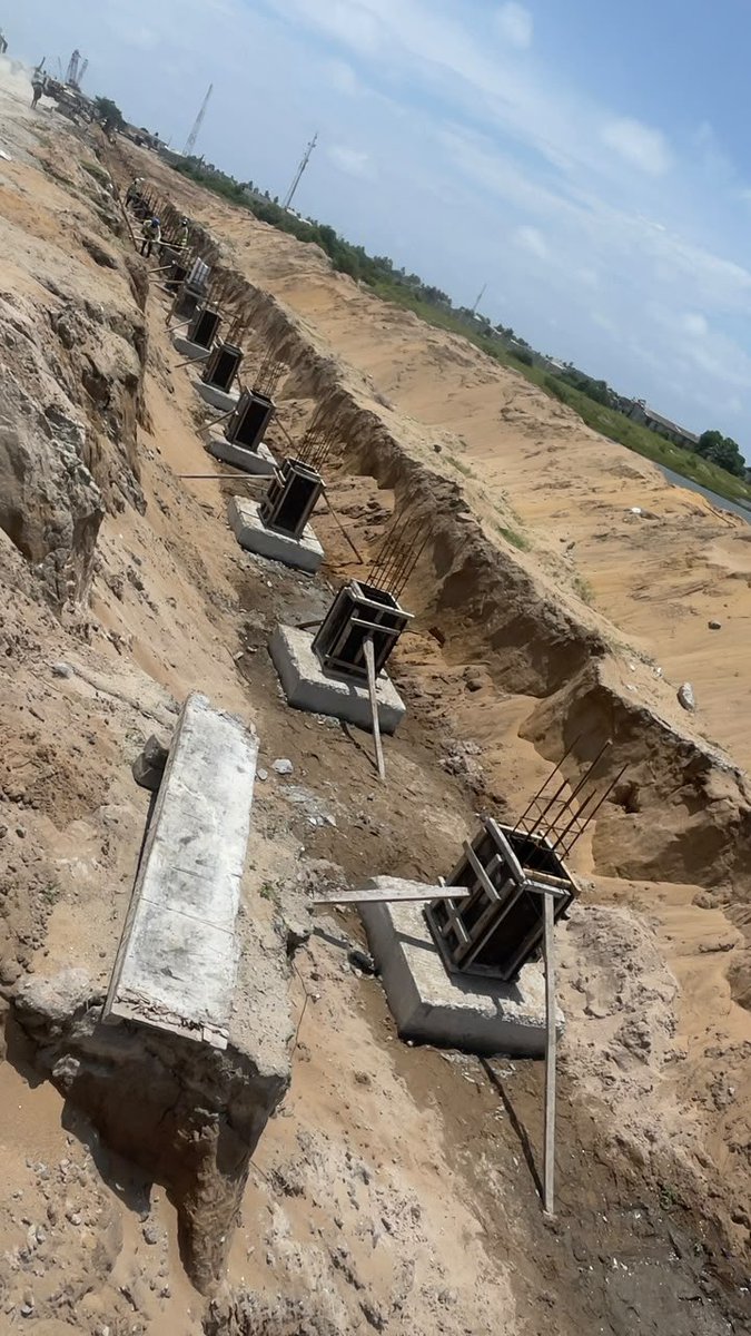 obest_1's tweet photo. I connect my faith with this, you could make this possible for me by giving me your next construction project/renovation to handle.
I’m Akin, I’m a professional construction engineer.
#ibejulekki #lekki #Epe #construction #Engineering https://t.co/uLS6hclTUi