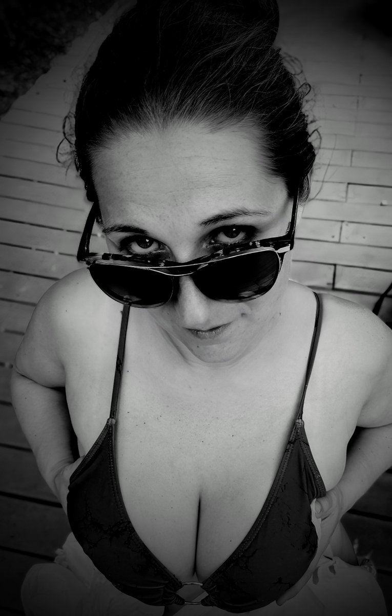 KayLeeLuxxxe's tweet photo. @gorgeousgirls2x @imlottielou @Primrose1441 @babybry99 @LondonDVail @DailyDreamBabes @DPPromos69 @OMGsexyPromos https://t.co/sH8wUcIlqm