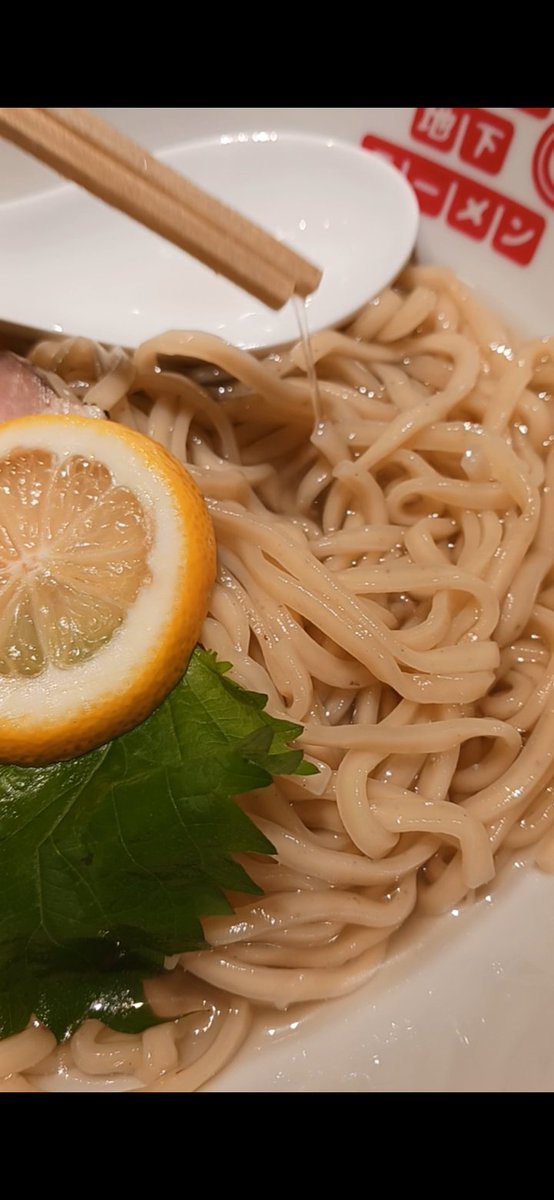mikapi_kakao's tweet photo. 昆布souwiつけ麺の出汁？って我慢汁みたいだよね(最悪な表現) https://t.co/bk4ae4UMTn
