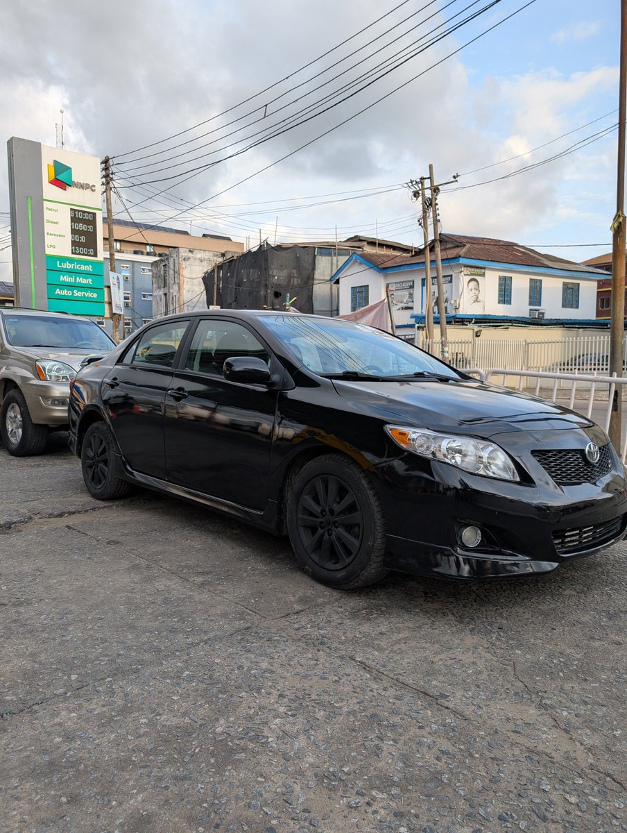 Ol0ye's tweet photo. If you want a 2011 Toyota Corolla Sport.

Pay me N5m now and N6m when it lands  and gib me 6-8 weeks. 

🤲🏼

Nobadcars #OM🎗️ https://t.co/6Rv2gydbxe