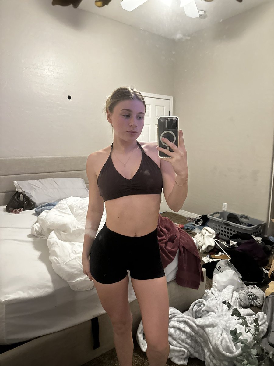 progoddesss's tweet photo. I'm available for ft Team tonight. Catch me while you can! 📸📹

Findom Femdom Skype ForcedBi CBT CEI SPH sissy cuck cuckold humanATM Paypig Humiliation Finsub Goddess Feet Teamviewer https://t.co/CZMp7H2cTH