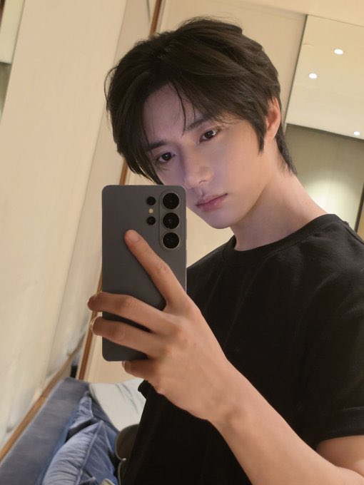 jjonghoseoks's tweet photo. my yearly updated & official ult bias line
j-hope from #BTS
jongho from #ATEEZ
beomgyu from #TXT
yunho from #ATEEZ
#hobinism #jonghonism #beomgyunism #yunhoism #boricua #realness #feliceslos4 #myboyfriends https://t.co/ash0HZODgz