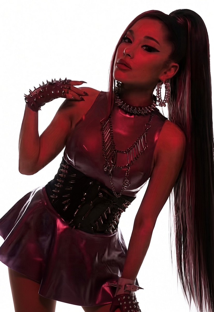 itsarianait's tweet photo. still not over the fact that we got this iconic punk look 😭🖤 https://t.co/mrQ4Sv5bUS