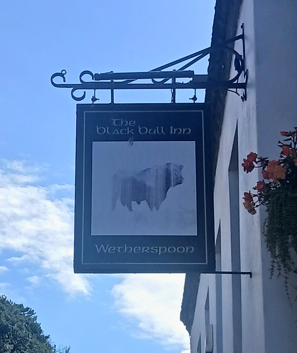 pubsignsbritain's tweet photo. The Black Bull Inn, High Street, Bangor, Wales. A Wetherspoons converted from a church and adjoining presbytery. #Bangor #Wales #Pubs #PubSigns #Spoons https://t.co/sOHAUdfWaq