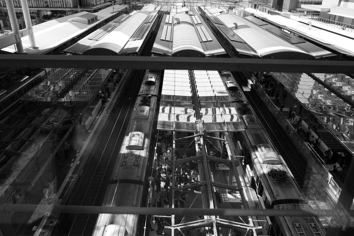 wao_camera's tweet photo. 大阪駅「時の広場より」
GRⅣ
#GR4 #SnapShot
#大阪駅
#hardmonochrome
#monochrome https://t.co/s87JjWhAk6