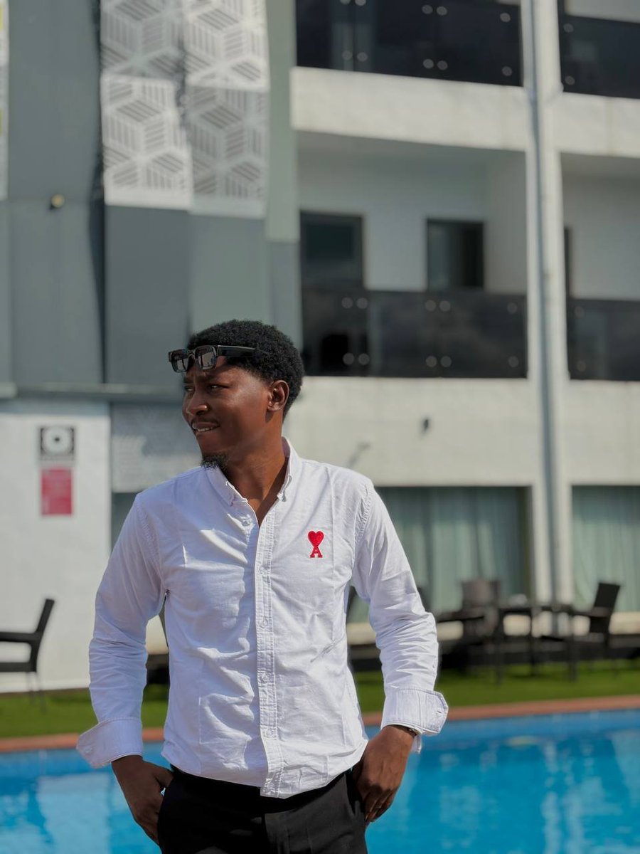 SEOGBEMIGA's tweet photo. I hope it's not too late to celebrate one of the best to ever do it

Happy Birthday @boiscofield 
You are greatly helped 🎉🎉 https://t.co/xi5ivm1ERj