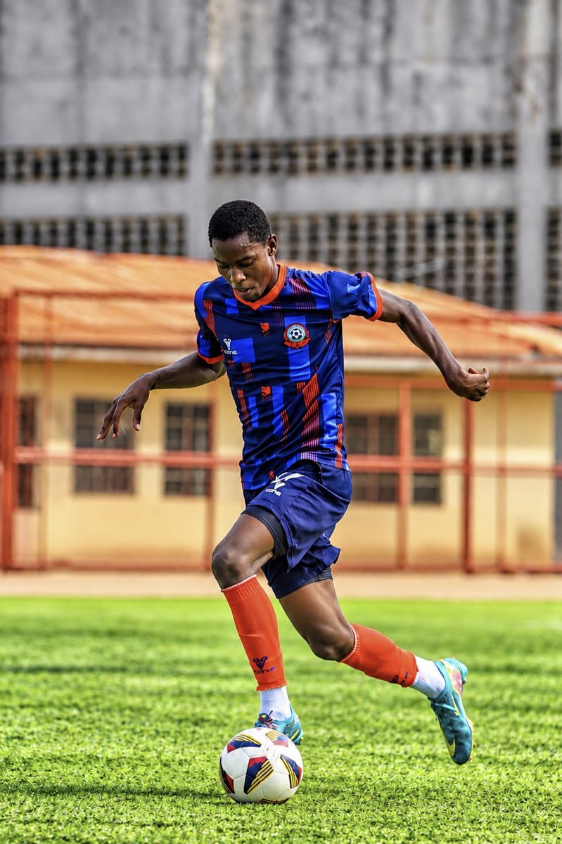 RealSapphireFC's tweet photo. ...

From the Gladiators Arena to representing Nigeria — go make your mark! 🫡🇳🇬

#RealSapphireFC #FootballGladiators #DanielDickson #GoldenEaglets #WAFUB https://t.co/nZj2zoZ9Af