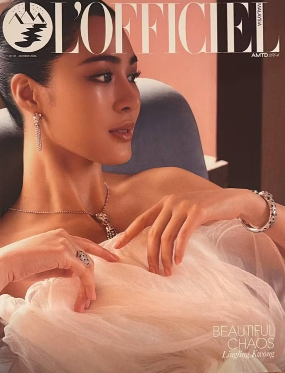 lingling_fans's tweet photo. ปก Malaysia รูปสวยแกลมสุด ๆ ไปเลยค่ะ 🫠

LINGLING KWONG COVER STAR
#LinglingKwong @linglingsirilak
@Dior #Dior @Cartier #Cartier https://t.co/r1JiTYmpUO