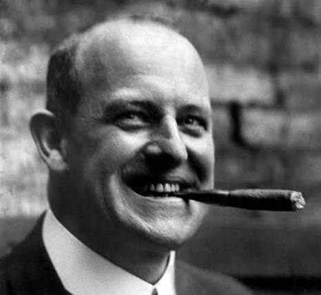 StevenIsserlis's tweet photo. PG Wodehouse b otd 1881!!!
“He had just about enough intelligence to open his mouth when he wanted to eat, but certainly no more.”
“The voice of Love seemed to call to me, but it was a wrong number.”
“I could see that, if not actually disgruntled, he was far from being gruntled.” https://t.co/CGJEvhN4ib