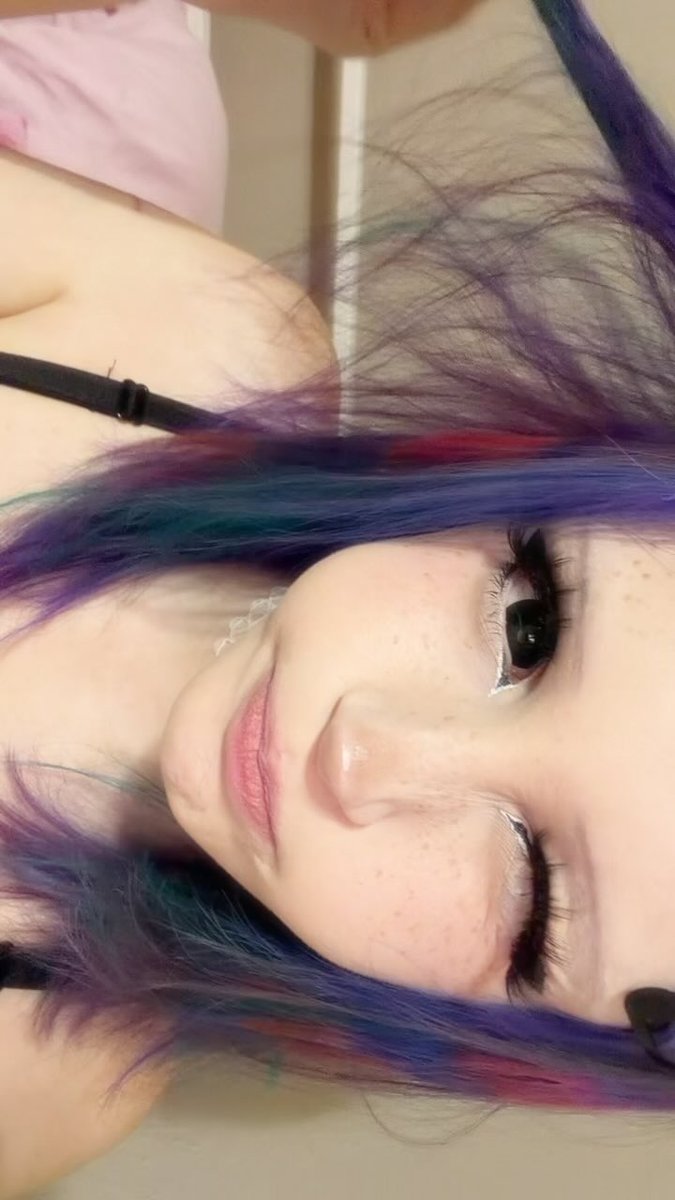 miserablefoid's tweet photo. new hair i’m so happy ive never been happy about my hair before it’s been such a struggle my whole life https://t.co/JFHLVFmVXw