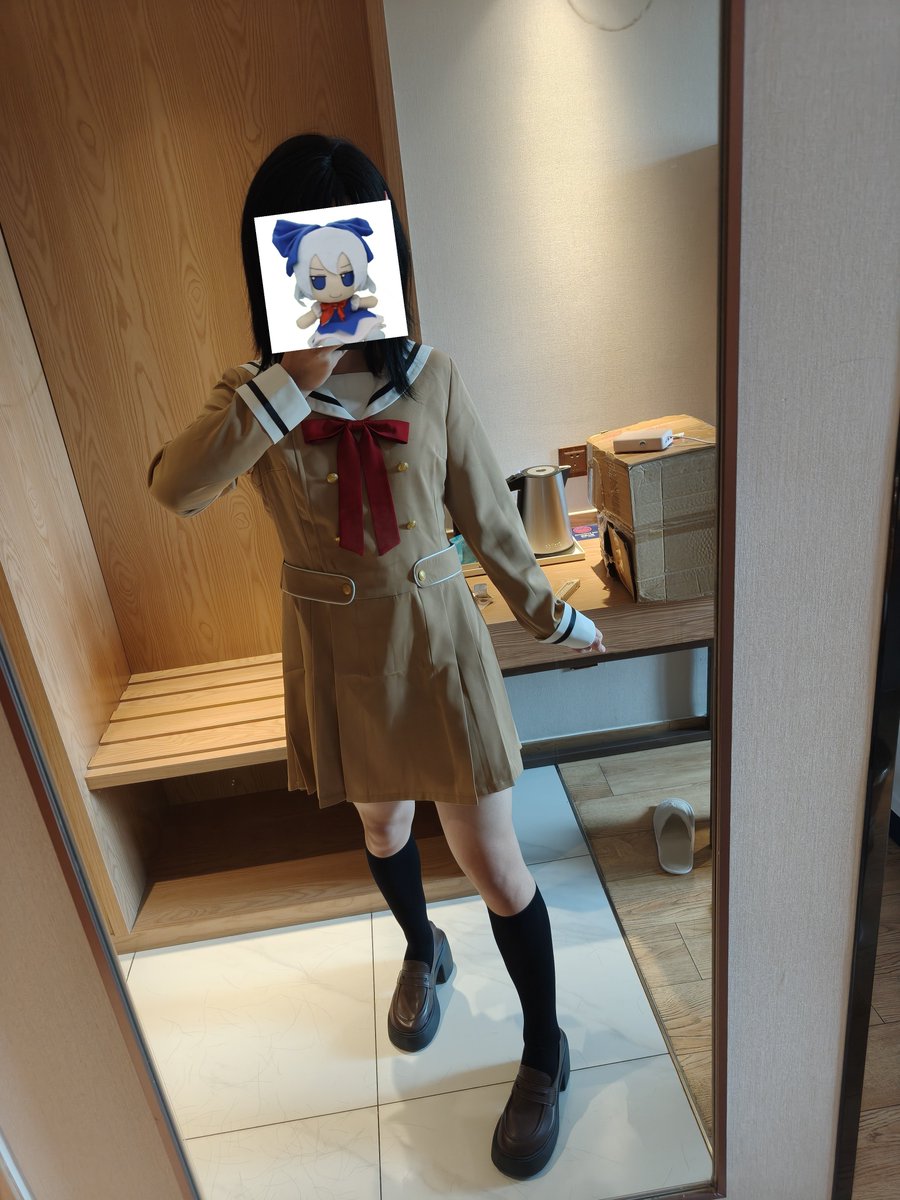 ReUkownX's tweet photo. 感觉胯还是窄了。。下次还是得垫一下胯，以及这个假胸也买小了不挺根本看不出来。唉又开车又出c累得要死睡了十三四个小时才缓过来，但玩的很开心呀氛围超级好 #cosplay #男娘ㅤㅤㅤㅤㅤㅤ https://t.co/0cBj3Dm0SM