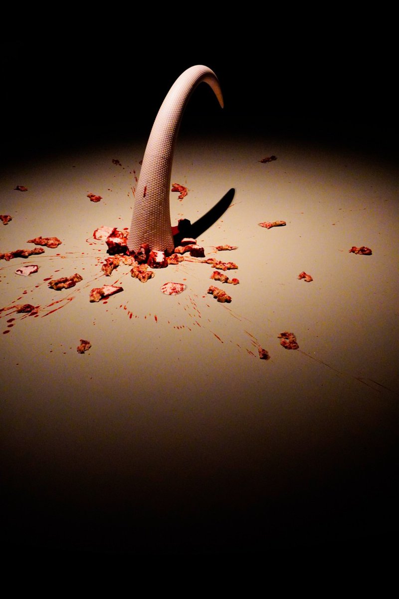 VioletMurpzv18's tweet photo. A blade encounters mold, a moment of tension and surprise!， https://t.co/MK8QGJguF7