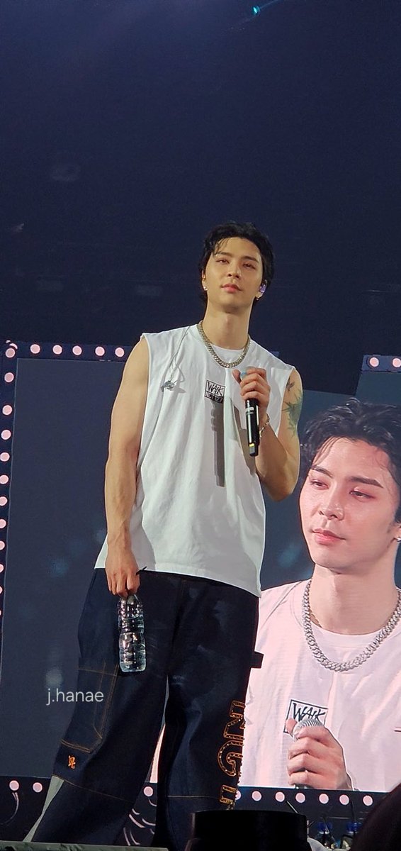 the___suh's tweet photo. Johnny era The Redline emang ganteng bangettttt, tapi Johnny era The Momentum paling MANTEP BENERAN LAYAK DIPANGGIL DADDY😭😭😭😭

APALAGI PAS ITU DIA LAGI BULKING MIMISAN GUE ANJINKKKK😭😭😭😭✋🏻✋🏻✋🏻✋🏻 https://t.co/HMJBBZchWR