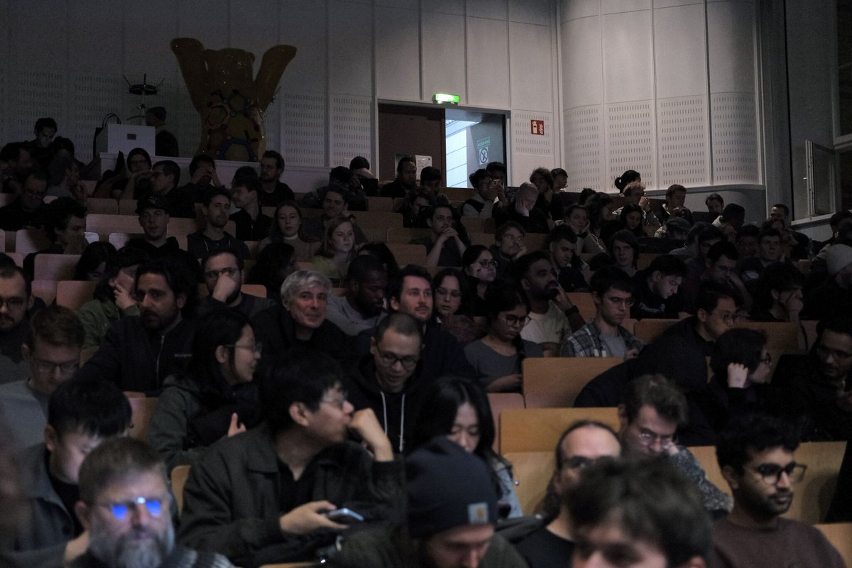 imodarressi's tweet photo. 6/ https://t.co/emyJEJBqxN is much bigger now & became the biggest student-run technical organization of its kind in germany with 1.000+ active members (working with labs like deepmind, meta ai etc)

i’m obviously very happy about that

but i think my favorite version will always be 5 weirdos in a room at midnight discussing why graph neural nets don’t scale