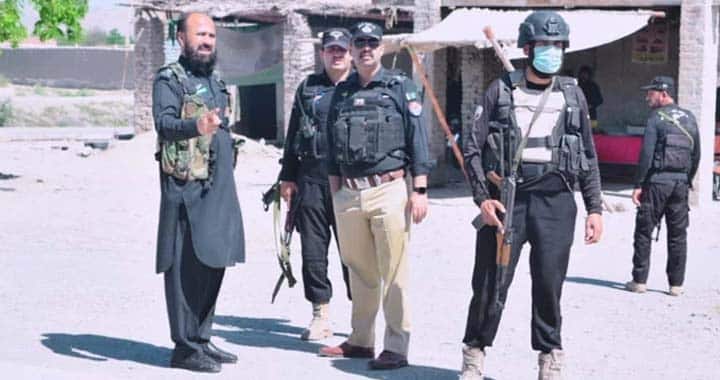 Lakkimarwatnew8's tweet photo. 🚨📷Bannu: Fierce Gunfight in Feroz Fatehkhel Leaves Two Khawarij Dead
#AbsolutelyGreatCDF #GloballyHonouredCDF #PakPrideCDF #GreatRespectForCDF #SymbolOfStrengthCDF https://t.co/0Ftm6EcvQD