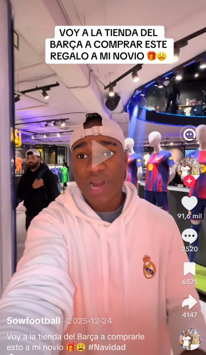 DaniellCS03's tweet photo. @LocosRealMadrid El que? https://t.co/C52XWajNRX