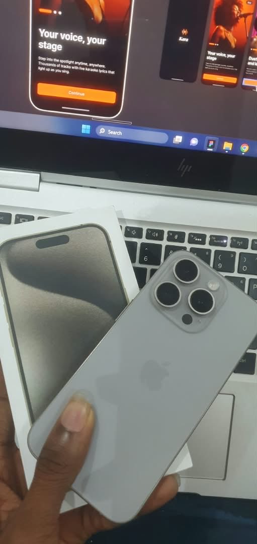 Presh_techboy's tweet photo. Congratulations to me 🥹❤️

Earlier this year I had  to sell my very first iPhone to get a laptop and start learning UI/UX Design. Today, I’ve got a better one. 🙏🏽

God really came through. Doubt God at your own risk. 🔥 https://t.co/CH0i6SOWHE