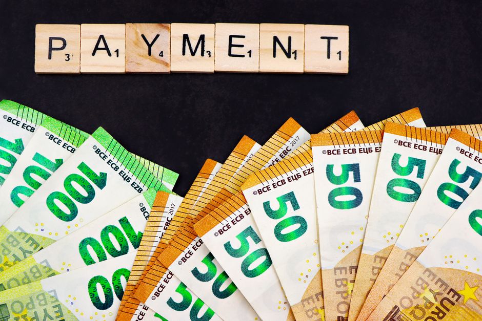 EUStartupsNews's tweet photo. French fintech Cleavr announced a €8 million funding round aimed at tackling payment delays, strengthening its product offering and scaling its operations across Europe. dlvr.​it/TVnsMk #Funding #5M20M #Cleavr https://t.co/RFiSPCsGKC
