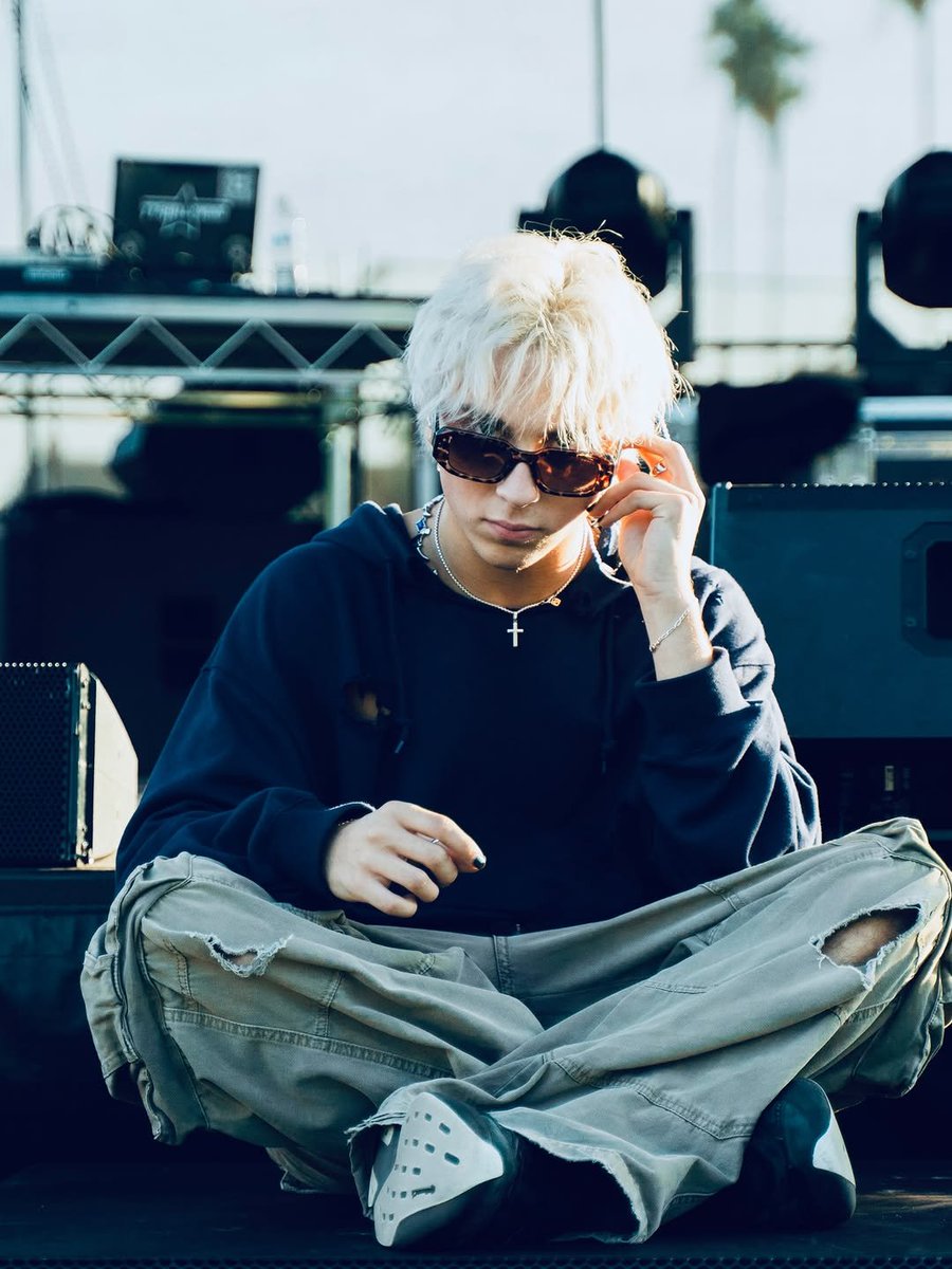 jytbrasil's tweet photo. QUEREMOS ESSA TOUR! Tyler em novas publicações no Instagram. 🔥 https://t.co/9G2tmIXkJ8