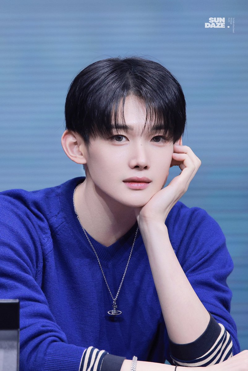 Sundaze_0708's tweet photo. 260916 위버스 팬싸
#JO #죠 #앤팀 #andTEAM #ジョウ https://t.co/sFobCgaxFT