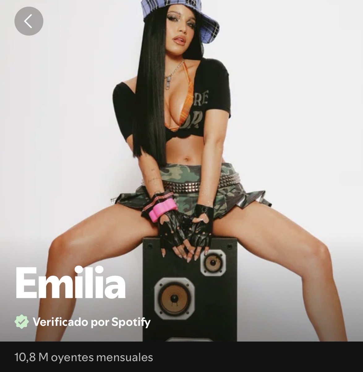 Kuangsbirdie's tweet photo. @Noctyro_ @wavekooo Literal cualquiera de ellos rebasa con creces a la boludita esa Jajsjsjsjs y ni si quiera me gustan más allá de los PADRES DEL POP EN ESPAÑOL Miranda! Sjjsjdjdjdjdj contante otra https://t.co/mUSWLEIlYc