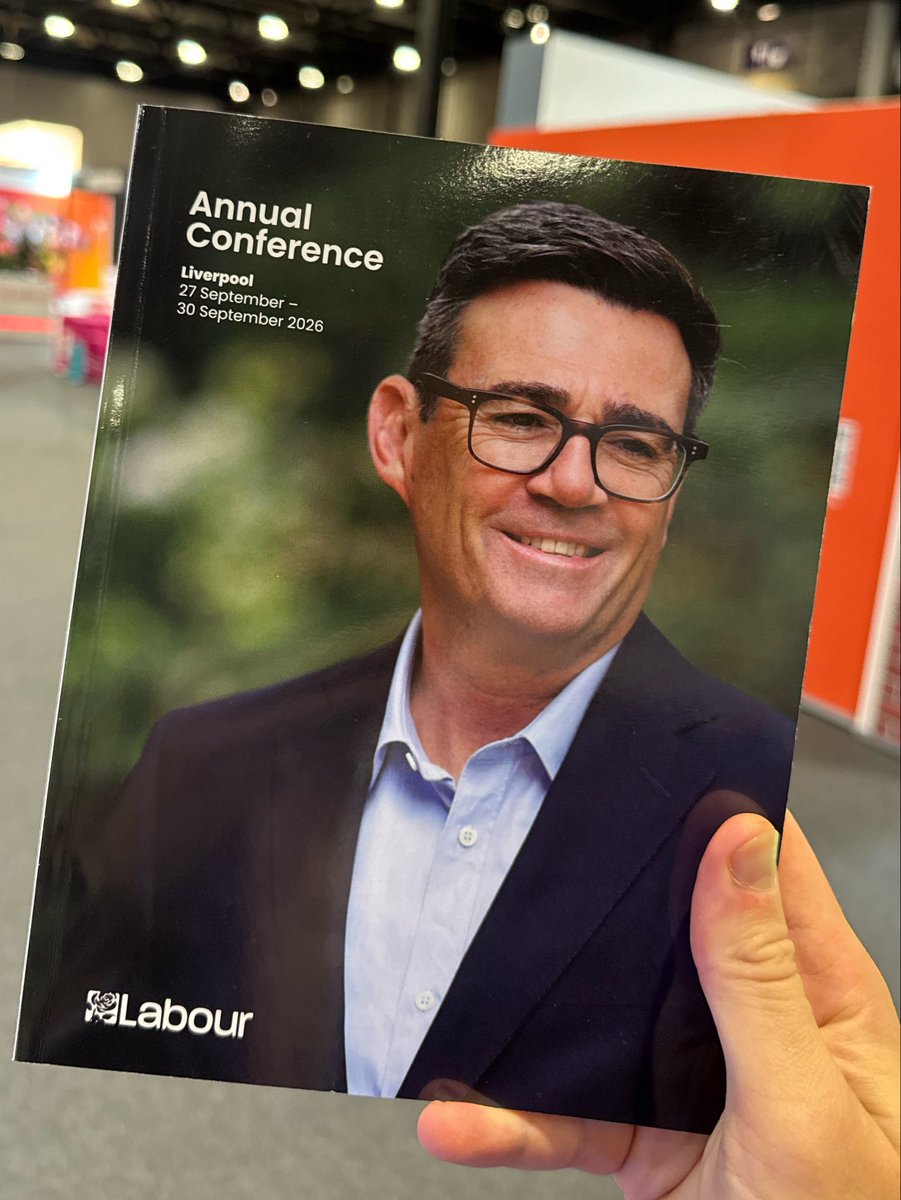 tomhfh's tweet photo. Compare and contrast. Tories emphasising the team. https://t.co/0XXDLFBxuO