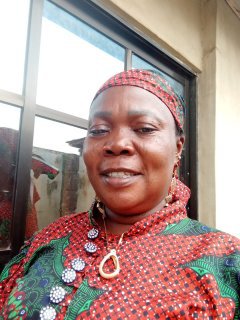Lawrid2's tweet photo. Happy Birthday to my beautiful, strong, and drama-free (sometimes not drama-free 😂) Mom. Thank you for being my home. Cheers to many more years!igba odun ojokan iya oloye https://t.co/tSCRRVVkaA