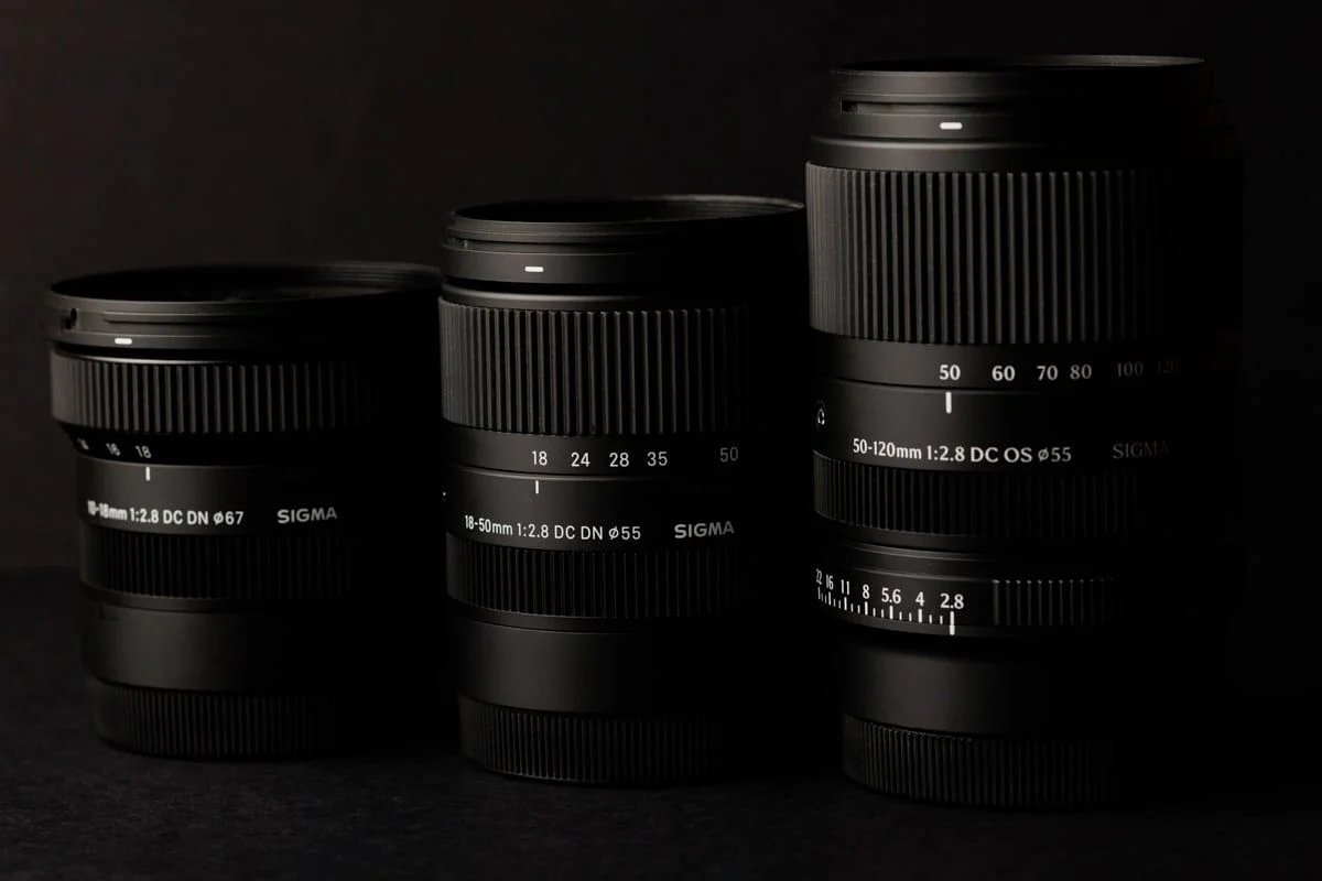 camerainsider's tweet photo. Sigma 50-120mm F2.8 DC OS | Contemporary
Lens Construction:18 elements in 13 groups
Minimum Focusing Distance:23cm (Wide) – 55cm (Tele)
Maximum Magnification:1:3 (Wide) – 1:4.7 (Tele)
OS: 6.5 stops (wide) / 4.5 stops (tele)
Autofocus:HLA
Filter Size:Ø55mm
Weight: 
(Sony E)390g https://t.co/vZ3PqB2PDI