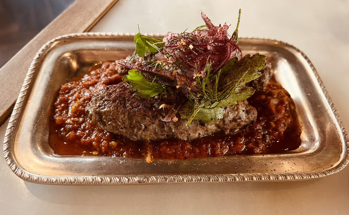 MichelinGuideUK's tweet photo. Authentic Georgian flavours - Kabibi, Kharcho and smooth Saperavi Nakini at
DakaDaka

#London #Mayfair

NEW: https://t.co/tTiGhf9hDp https://t.co/hayJe3ZsbK