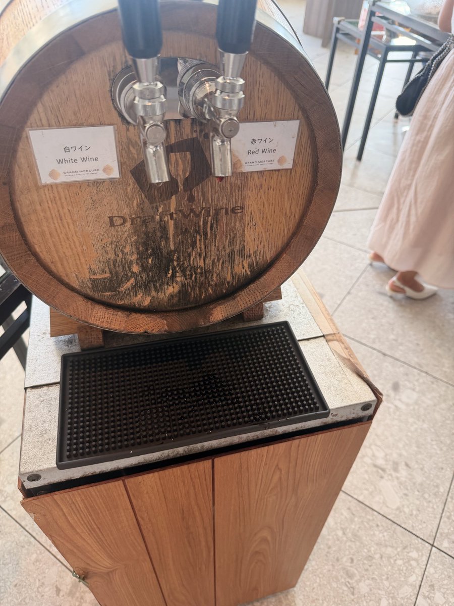 Hidesan_funa's tweet photo. 酒飲み放題だぞ。天国かよ。
しかもオリオンもw https://t.co/kgqyOP1G1s