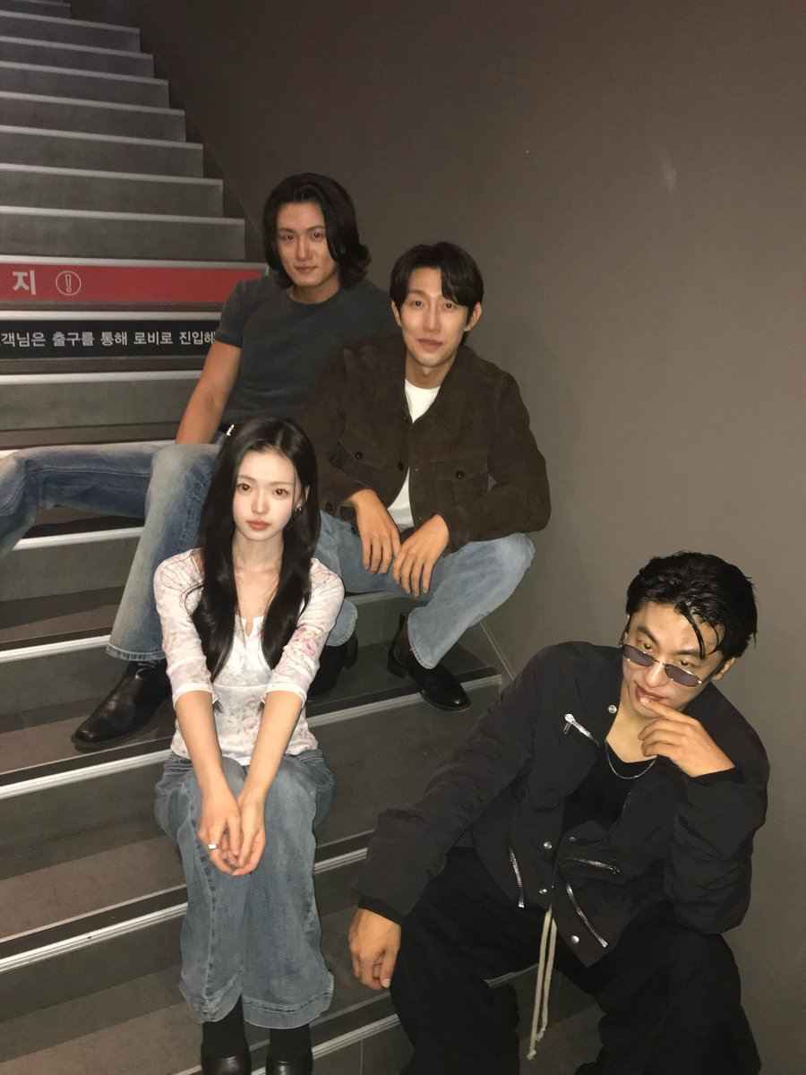 dan_ci8ne's tweet photo. 팀에 젠지가 있다는 거 정말 좋은 거구나 감사합니다 감사합니다 https://t.co/fK0uGOGEYu