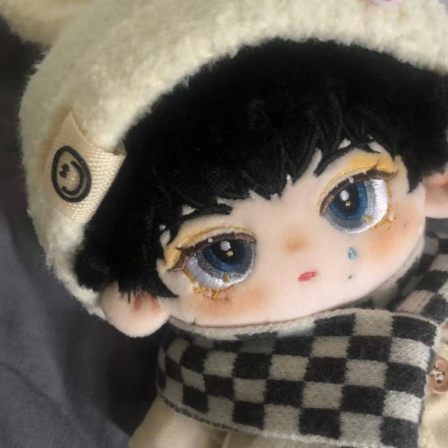 HengZeToys's tweet photo. This little guy looks absolutely perfect. ✨
Always happy to receive photos from customers.🥰
#customdoll #Plush #handmadeplush #20cmplush #softtoy #plushdoll #hengzetoys https://t.co/OOqnE3fsue