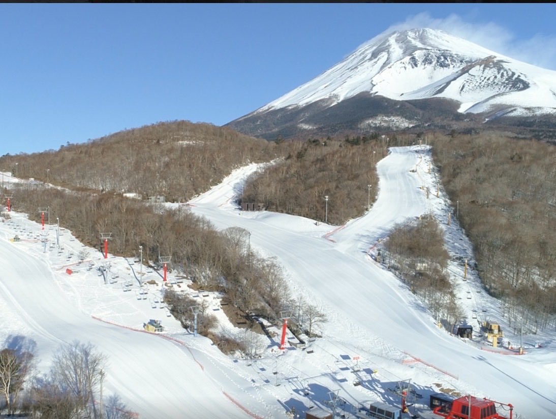 rex_skiteam's tweet photo. 『イエティ11月集中トレーニング！！』

11月は１ヶ月間
イエティ山籠り月間です！！

シーズンイントレーニングをご一緒されたい方は、DM下さい！！ https://t.co/VGskaSwtQN